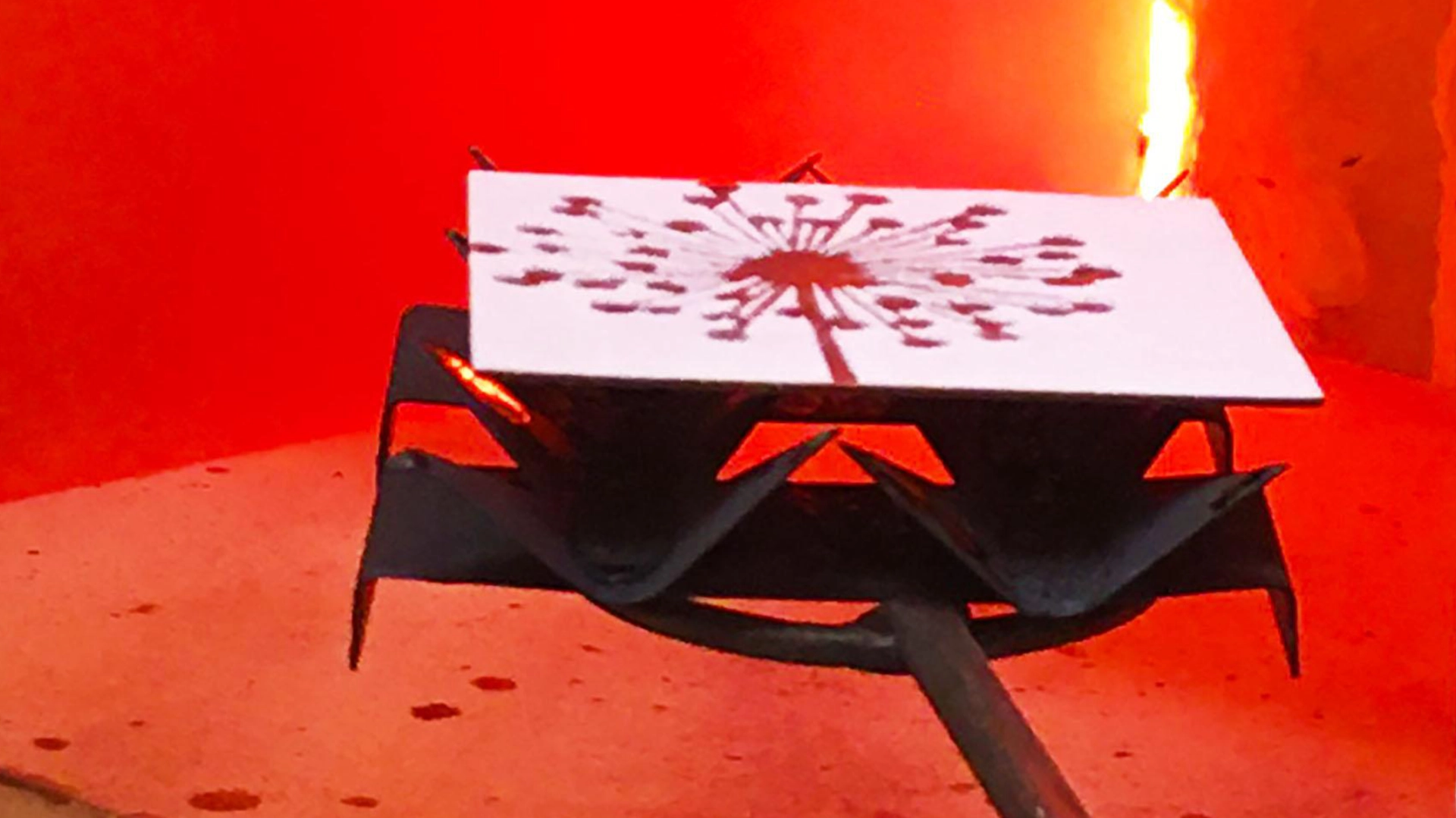 Enamelling banner